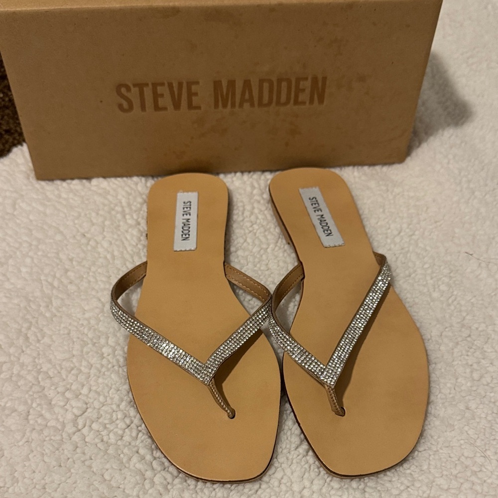 Steve Madden Silver and Tan Women's Sandals
